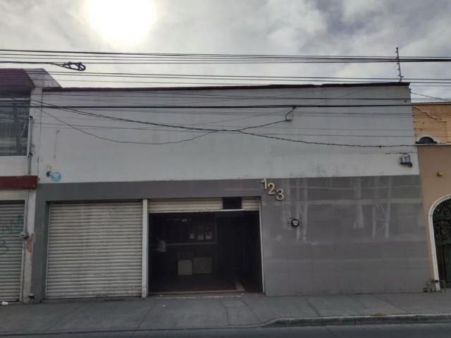 Casa en Venta en Avenida Principal Irapuato, Gto