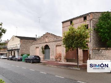 Casa en venta en Avinyó. Oportunidad de inversión en Avinyó! conjunto de fincas con posibilidad de proyecto para 12 viviendas. Casas.