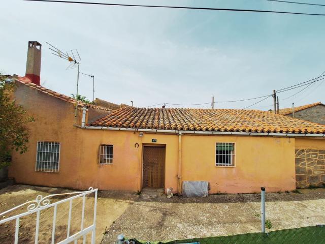 Casa en venta en Ávila, Zona Rural. Casa en venta en Ávila, 3 dormitorios. Casas.
