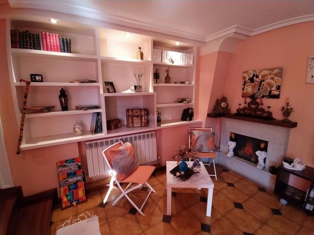 Casa en venta en Avilés, Villalegre La Luz. VENTA. Casa o Chalet de 600 mts, independiente en finca de casi 2700 mts, cerrada. Situada a 2 Km del centro de Avilés, se puede h. Casas.