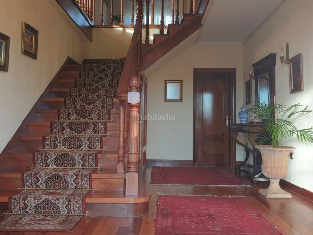 Casa en venta en Avilés, Llaranes. CASA DE DOS PLANTAS EN PERFECTO ESTADO MUY CERCA DE LA PLAYA. Casas.