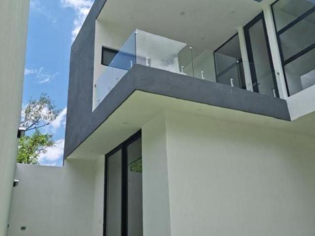 CASA EN VENTA EN AYSSO RESIDENCIAL