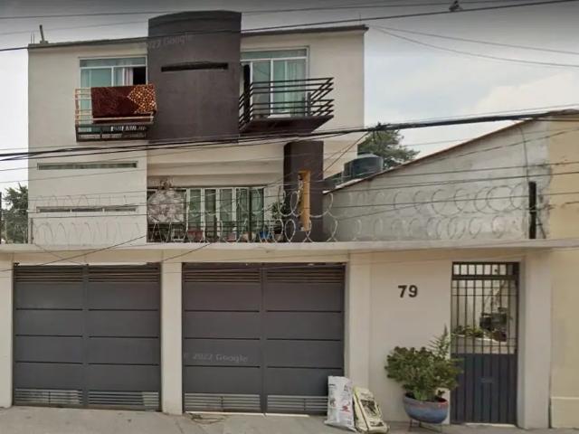 Casa en venta en Azcapotzalco, Ciudad de México: Espaciosa propiedad en excelente ubicación