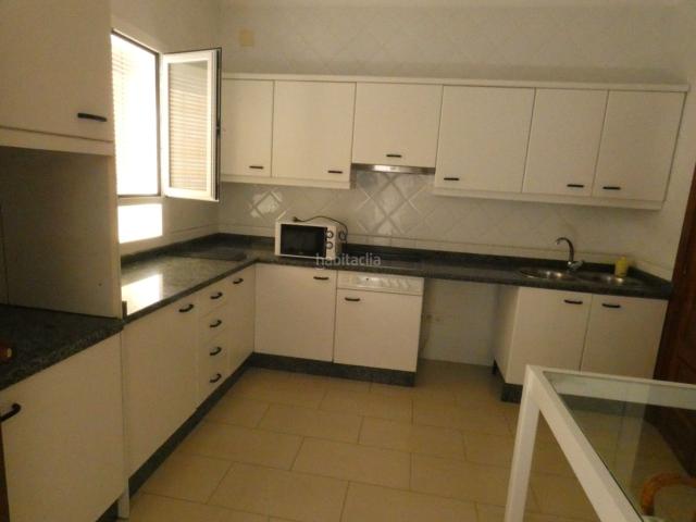 Casa en venta en Azuaga. CASA CENTRICA CON AMPLIO PATIO. Casas.