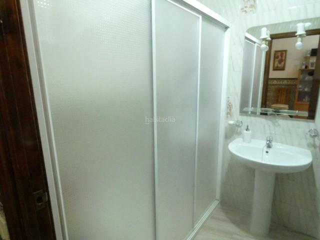 Casa en venta en Azuaga. CASA HABITABLE JUNTO AL PARQUE CERVANTES. Casas.