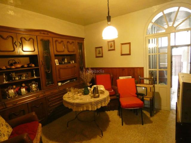 Casa en venta en Azuaga. CASA+PISO CENTRICO. Casas.