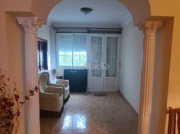 Casa en venta en Azuaga. Espaciosa Vivienda en Planta Baja Lista para Entrar a Vivir. Casas.