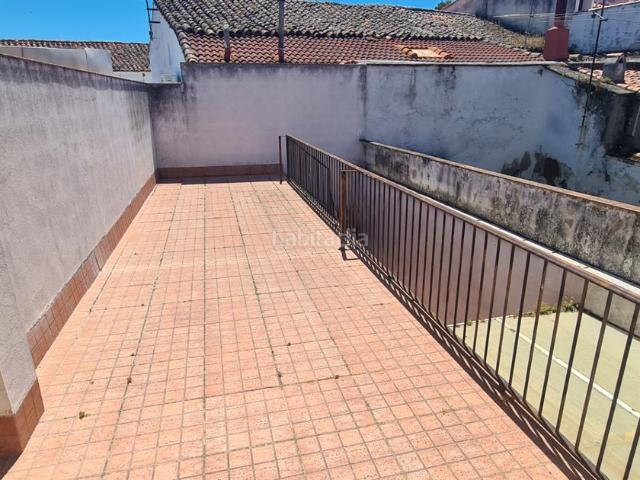 Casa en venta en Azuaga. MEDIA CASA REFORMADA CON OPCION DE PAGO APLAZADO. Casas.