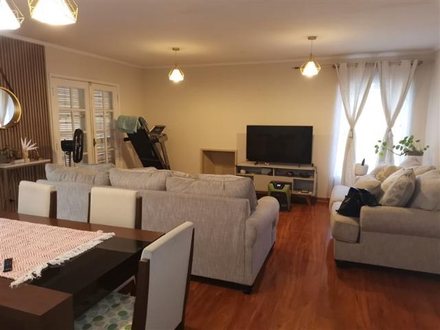 Casa en Venta en a media cuadra de Calle Valparaiso