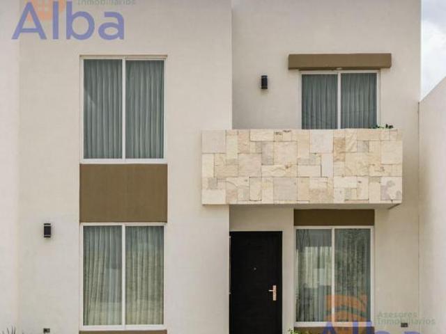 CASA EN VENTA EN ABADA RESIDENCIAL YALTA