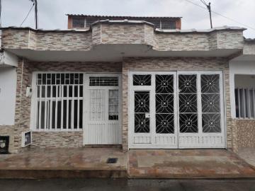 Casa En Venta En Acacias En Barrio Villa Teresa V367711
