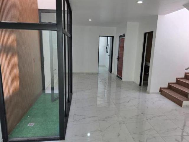 CASA EN VENTA EN ACTOPAN, FRACC GUZMAN MAYER 138 M2