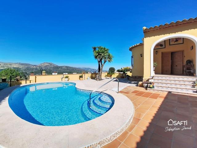 Casa en venta en Ador. Casas.