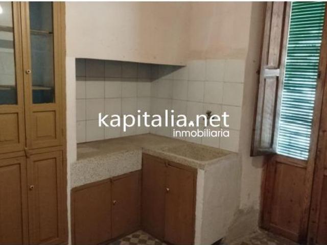 CASA EN VENTA EN AGRES