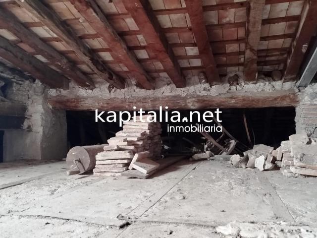 CASA EN VENTA EN AGRES