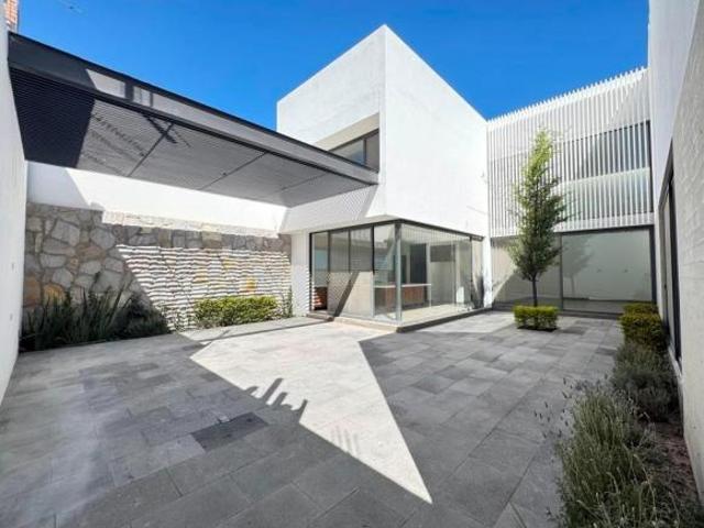 CASA EN VENTA EN AGUASCALIENTES, RESIDENCIAL TIERRA VERDE