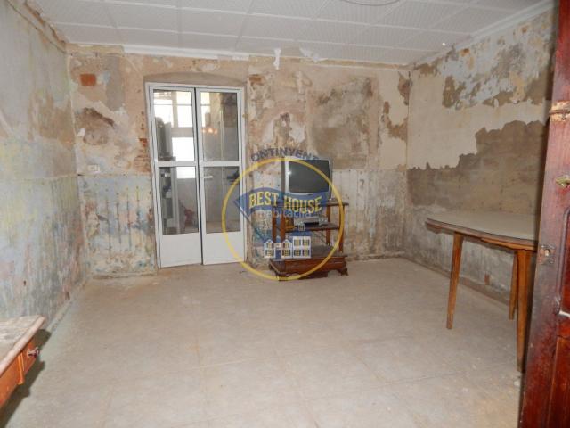 Casa en venta en Agullent. OPORTUNIDAD, AMPLIA CASA PARA REFORMAR EN AGULLENT. Casas.