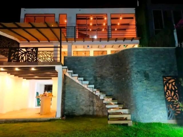 Casa en venta en Ahuatlán Tzompantle, Cuernavaca, Morelos