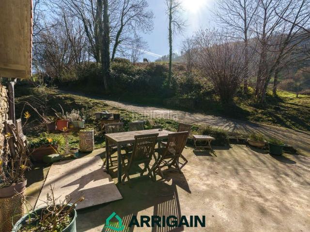 Casa en venta en Aia. Caserío con 150.000m2 de terreno en venta en Aia con vistas a Zarautz. Casas.