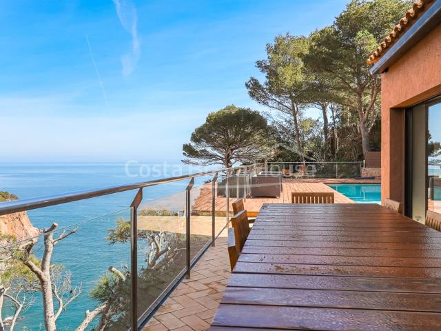 Casa en venta en Aiguablava con piscina privada, amplia terr. 276m² Aiguablava