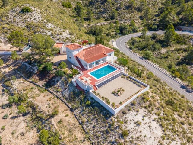 Casa en venta en Aigües. Villa La Cumbre. Casas.