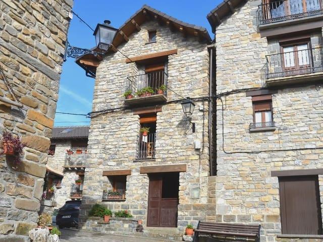 Casa en venta en Aisa, Huesca