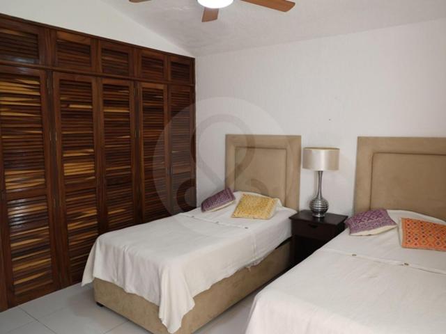 CASA EN VENTA EN AJIJIC