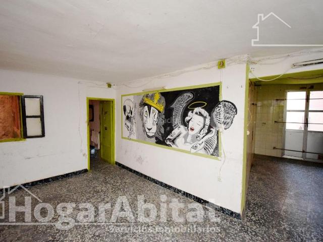 Casa en venta en Alcora l´. GRAN OPORTUNIDAD! DOS CASAS CON TERRAZA Y BALCÓN. Casas Alcora.