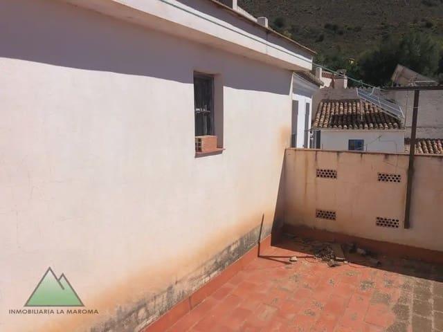 Casa en venta en Alcaucín, Málaga
