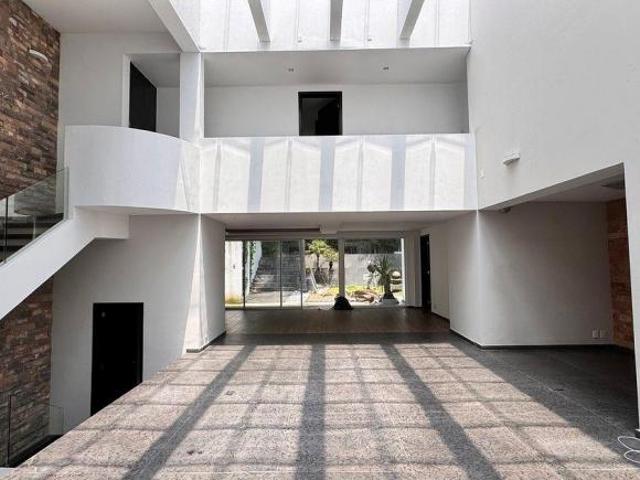 Casa en venta en Alcazar de Toledo, Lomas de Chapultepec, con vigilancia