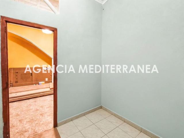 Casa en venta en Alcácer. CASA DE 2 PLANTAS PARA REFORMAR EN EL CENTRO DE ALCÀSSER. Casas.