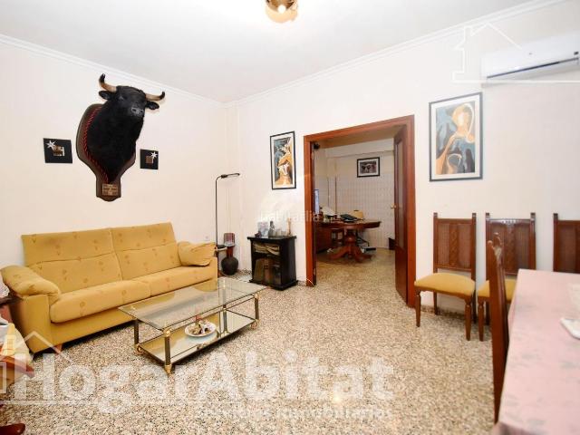 Casa en venta en Alcácer. AMPLIA CASA CON LOCAL COMERCIAL Y DOS TERRAZAS. Casas.