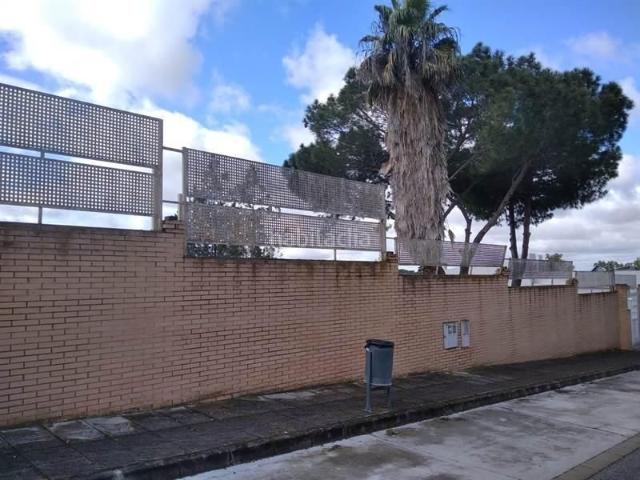 Casa en venta en Alcalá de Guadaira, Los Molinos. Venta de Casa Independiente en Alcalá de Guadaíra Sevilla. Casas Alcalá de.
