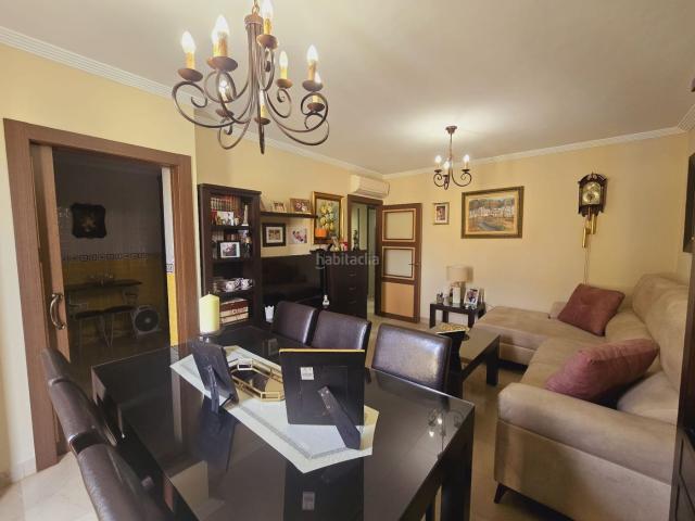 Casa en venta en Alcalá de Guadaira, Nueva Alcalá. Casa en venta en Zona Santa Lucía, 2 dormitorios. Casas Alcalá de.