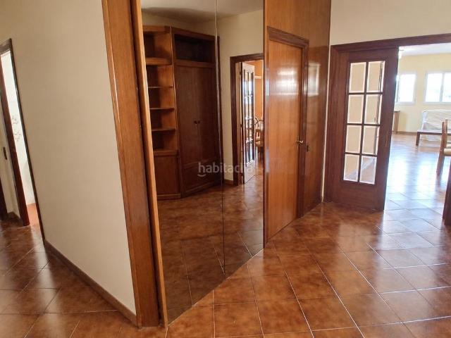 Casa en venta en Alcarràs. CASA CON AMPLIA TERRAZA EN ALCARRÀS. Casas.