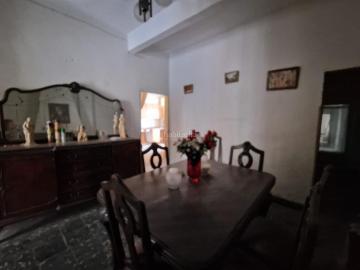 Casa en venta en Alcúdia de Crespins l´. CASA INDEPENDIENTE AMPLIA Y CON GRANDES POSIBILIDADES PARA REFORMAR COMPLETAMENTE A TU GUSTO. Casas Alcúdia de Crespins.