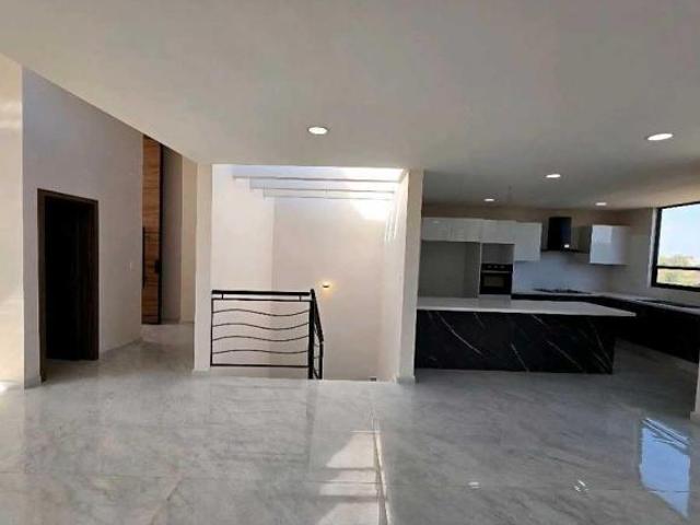 Casa en Venta en Alcumbre Lomas de Angelopolis