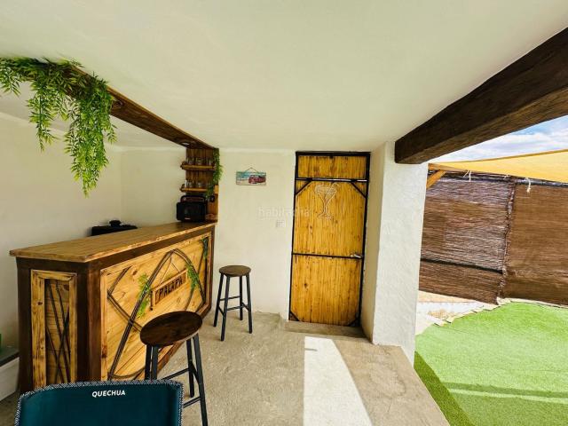 Casa en venta en Alange. Alto de Casa con Parcela en Venta en Alange. Casas.