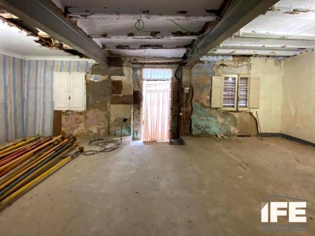 Casa en venta en Alagón. Una vivienda con historia y mil formas de reinventarse en el corazón de Alagón. Casas.