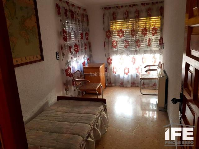 Casa en venta en Alagón. Casa de pueblo lista para vivir en Alagón. Casas.