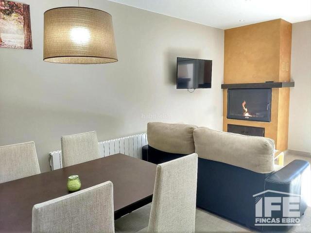 Casa en venta en Alagón. SE BUSCA UNA GRAN FAMILIA PARA UNA GRAN CASA. Casas.