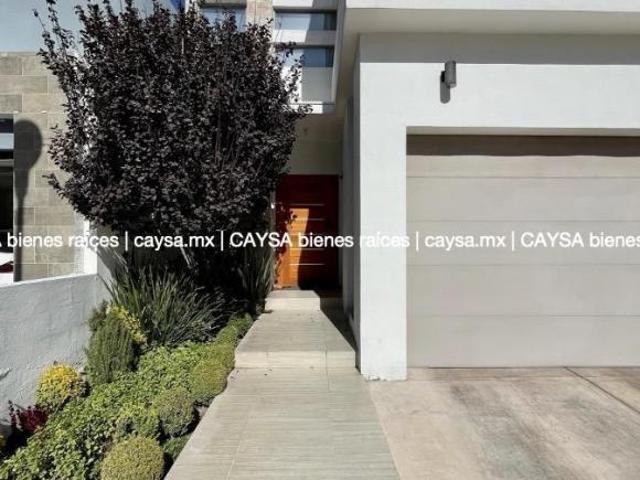 CASA EN VENTA en Albaterra moderna paneles solares