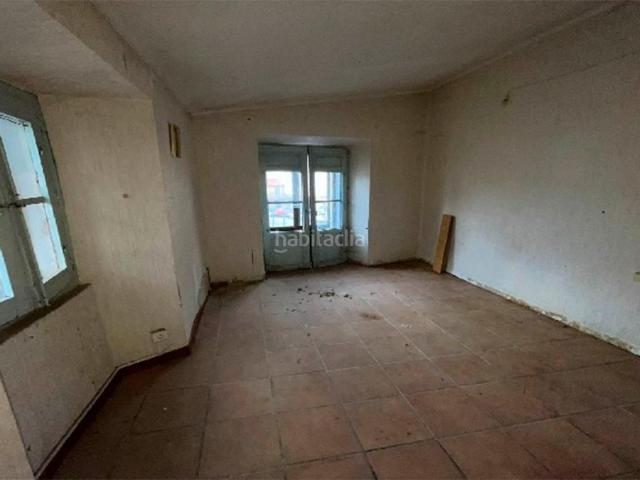 Casa en venta en Alba de Tormes. Casa unifamiliar adosada en Alba de Tormes, Salamanca. Con una superficie construida de 371 m2 distribuidos en dos plantas comunic. Casas Alba de.