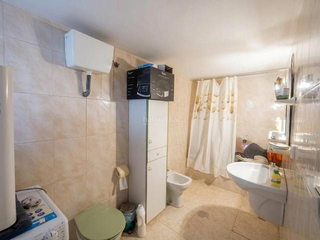 Casa en venta en Albacete, Pedanías Extrarradio. Casa independiente con gran potencial de reforma integral, patio y garaje. Casas.