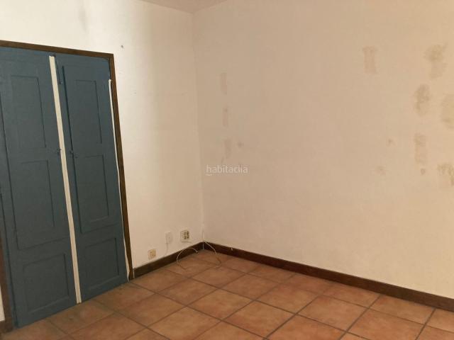 Casa en venta en Albalate de Cinca. CASA CON JARDIN Y NAVE. Casas Albalate de.