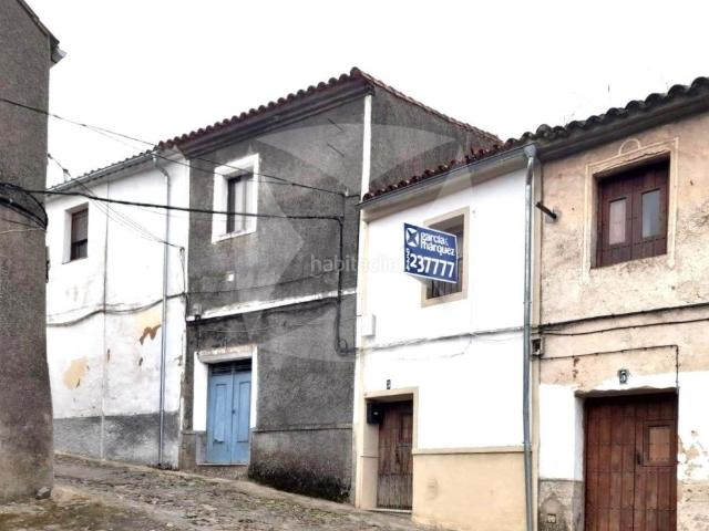 Casa en venta en Alburquerque. CASA DE DOS PLANTAS EN VENTA EN EL CASCO HISTÓRICO DE ALBURQUERQUE. Casas.
