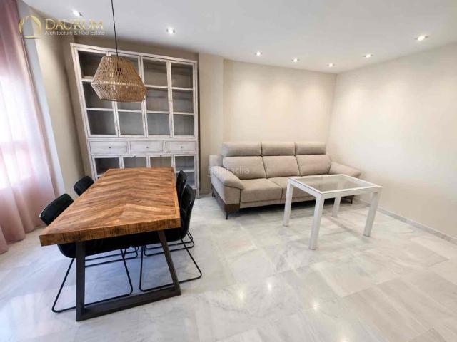 Casa pareada en venta en Algaba La. HERMOSA CASA REFORMADA CON GARAJE Y TRASTERO EN LA ALGABA. Casas pareadas Algaba.