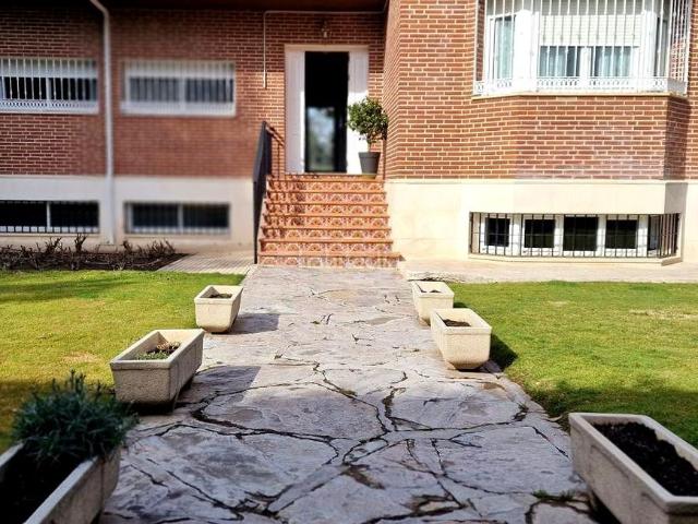 Casa en venta en Algete, Prado Norte. Casas.