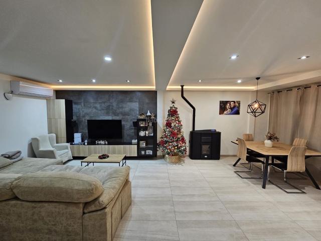 Casa en venta en Alguazas. Vivienda única, moderna y funcional para quienes buscan confort tecnologia y eficiencia energética en un entorno tranquilo. Casas.