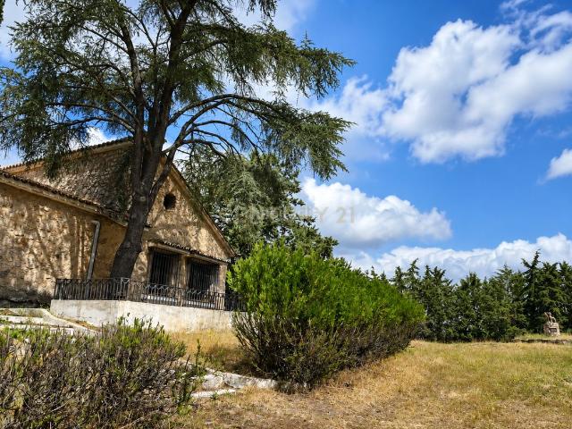 Casa en venta en Aldea del Cano. Exclusiva vivienda de 310 m en una parcela de 6.754 m en Aldea del Cano Cáceres. Casas Aldea del.